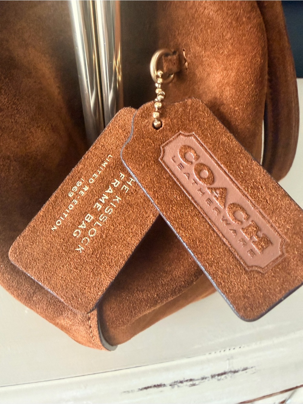 Coach Kisslock Frame Bag 27 Warm Brown Suede Brass NWT - Picture 5 of 15
